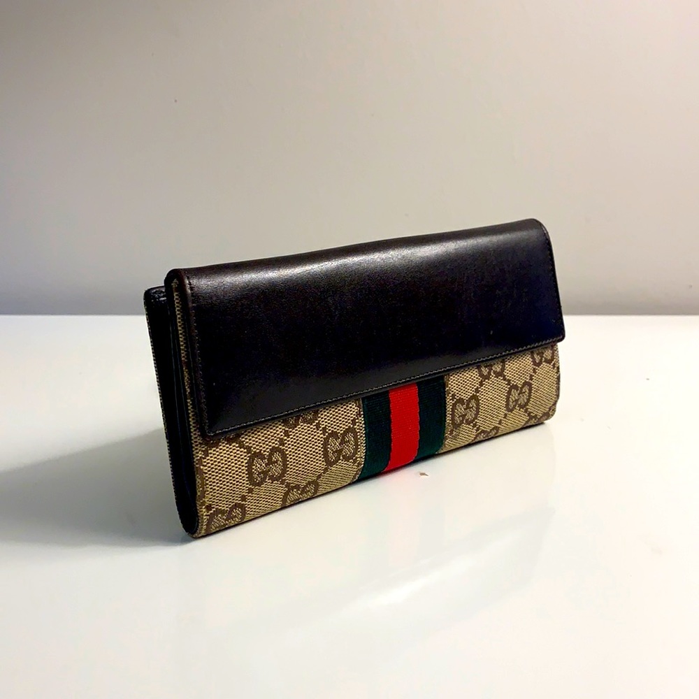 Gucci Authentic Handmade Leather and Canvas Bifold Logo Wallet